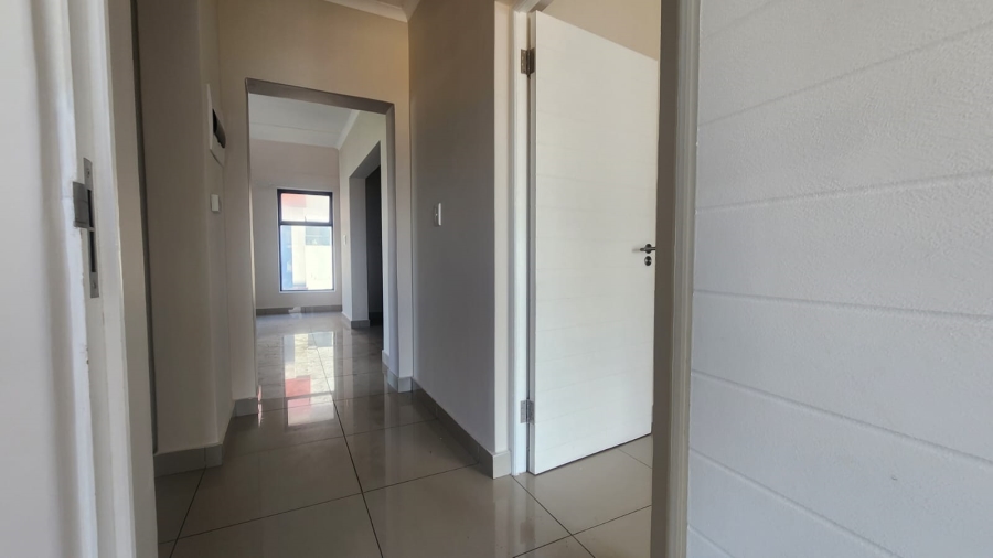 2 Bedroom Property for Sale in Langeberg Heights Western Cape